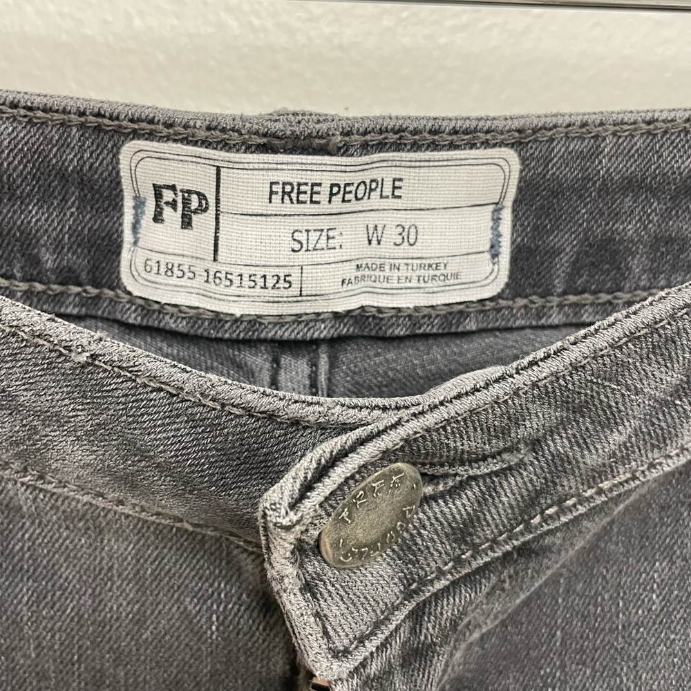 Free People Straight Crop Jeans - Picture 6 of 7